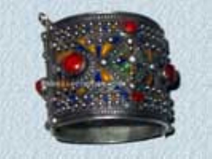 RACHID YAHOU : UN JOURNALISTE NEE-(BACIU ANDREEA)