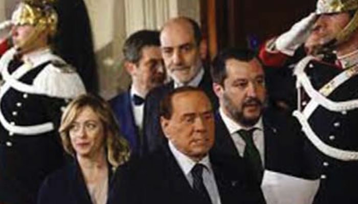 «L’un des hommes les plus influents de l’histoire de l’Italie»:  Silvio Berlusconi salué au-delà de son camp – Matin Libre