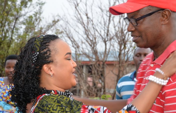 Burundi/Médias : Floriane enfin libre ! – IWACU