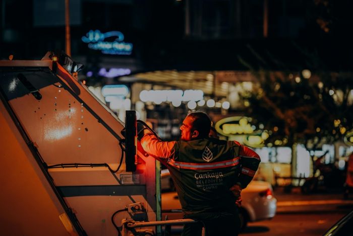 Top Garbage Truck Manufacturers: Leading the Waste Management Industry - The Gremlin