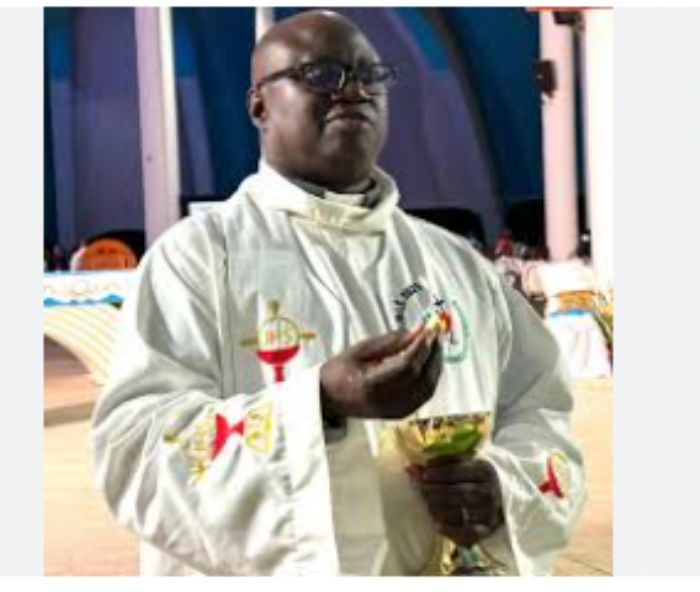 137ᵉ édition du pèlerinage marial de Popenguine /Message de l’Abbe Edmond Vaz aux marcheurs : « Avec la Vierge Marie, recentrons tout au pied de l’Auteur de la vie » - Sud Quotidien