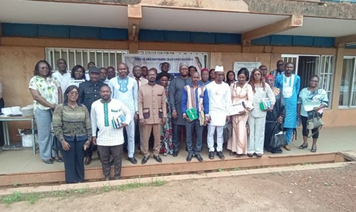 Burkina/Lutte contre le blanchiment de capitaux et le financement du terrorisme : Les notaires resserrent les rangs - leFaso.net