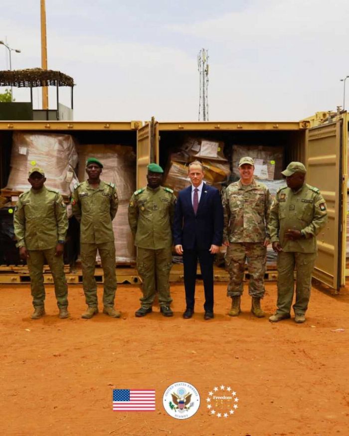 Coopération militaire : les États-Unis offrent du matériel estimé à 1,2 milliard FCFA à l’armée nigérienne