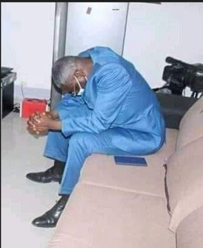 Anatole Collinet Makosso se pique d'être tailleur