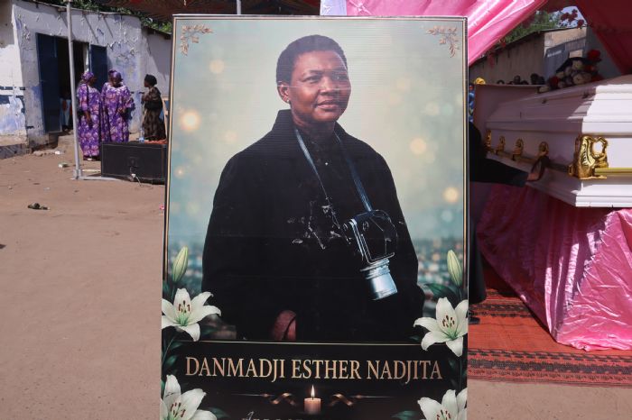 Esther Danmadji Nadjita, première femme photographe professionnelle, repose au cimetière de Toukra