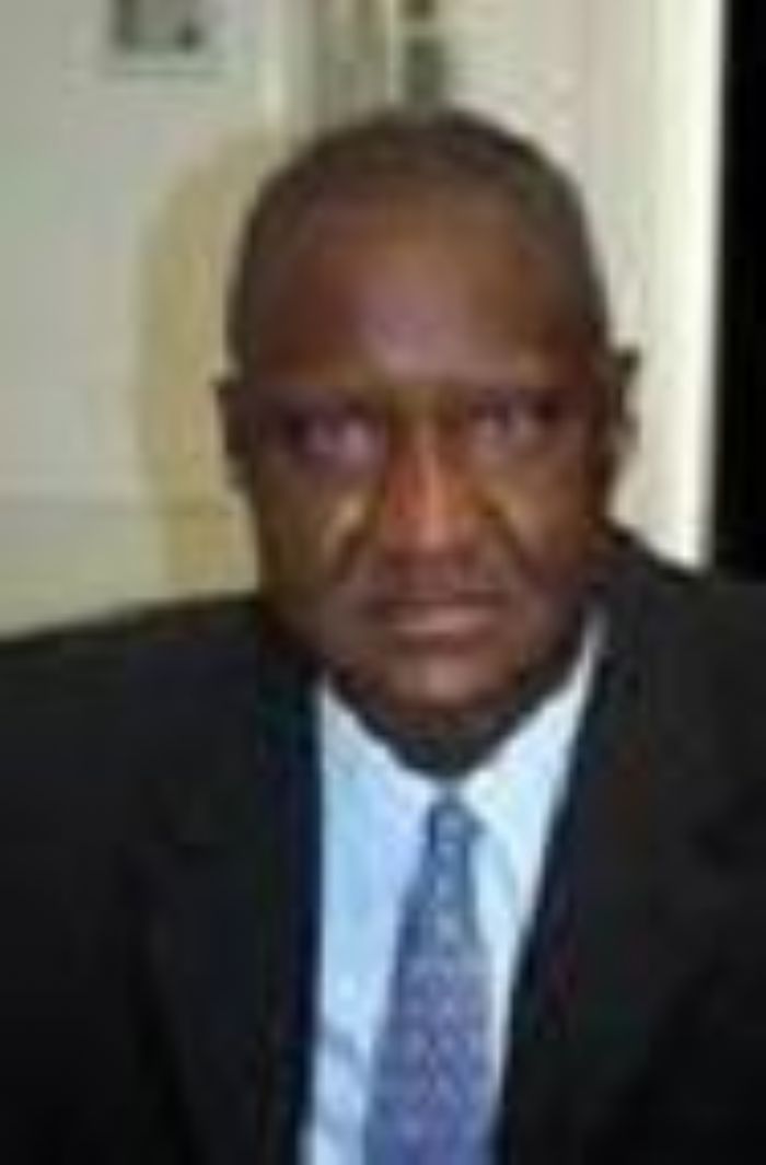 CMDT : Pinochet dans les champs de coton