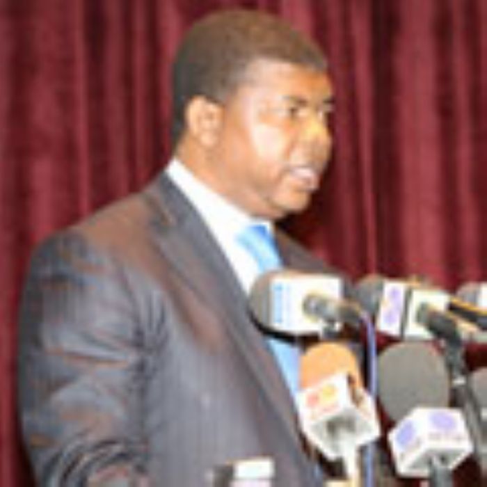 Le premier vice-président du parlement regagne le pays