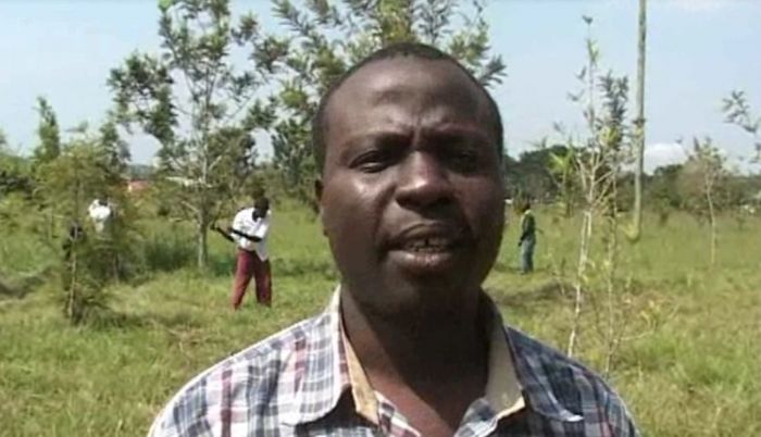 Skauti wasafisha eneo la TBC Mwanza