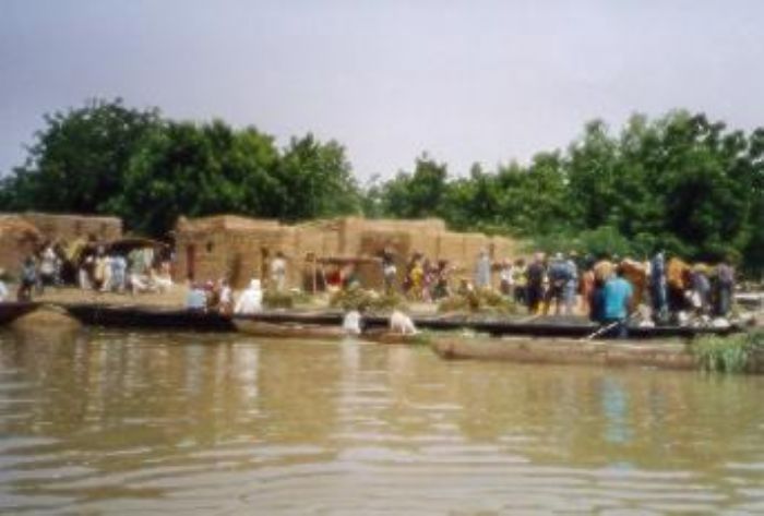 LE VILLAGE ET L 'ILE DE BOUBON