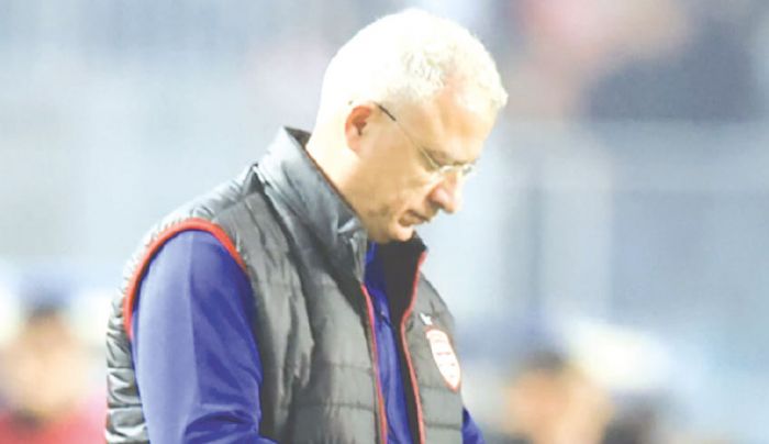 LE CA et le derby tunisois: Les options devant Mondher Kebaïer | La Presse de Tunisie