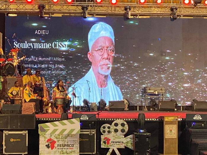 FESPACO 2025 : Un grand spectacle empreint d’hommage au réalisateur malien Souleymane Cissé pour le clap de lancement de la biennale - MediaCulture.info