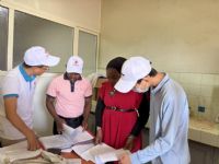 Quand le « Pays de la Lune » rencontre un jeune de l’Est : Carnet de voyage d’un lycéen chinois aux Comores Kaile Zhang