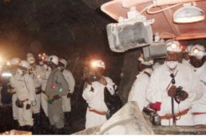 
					 EXPLOITATION DE L’URANIUM: Le droit de savoir des populations locales