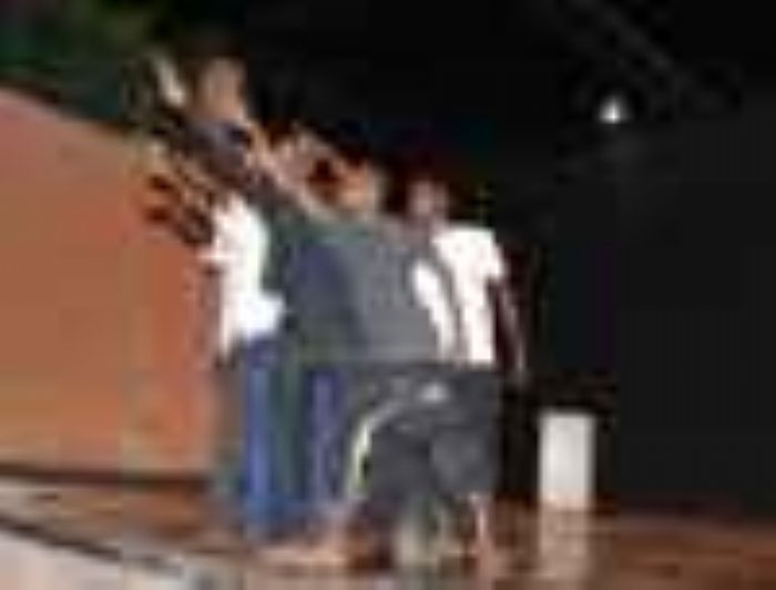 

					Restitution de l’atelier national de danse contemporaine
	organisé par l’Association Nema de Zinder et la Compagnie Gabero de Niamey.		

