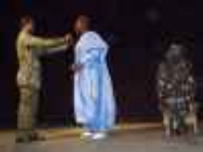 

					La vérité…et après
	Par la compagnie Arène Théâtre de Niamey		

