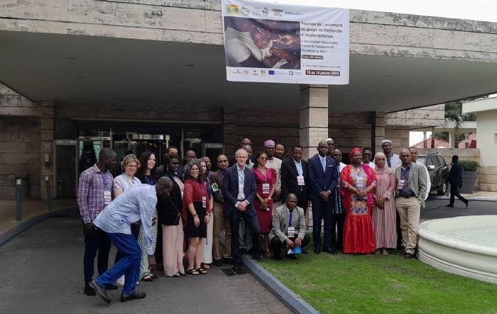 Conakry : lancement du projet de recherche sur la vaccination contre le paludisme en Guinée et au Mali - Guinee-eco.com