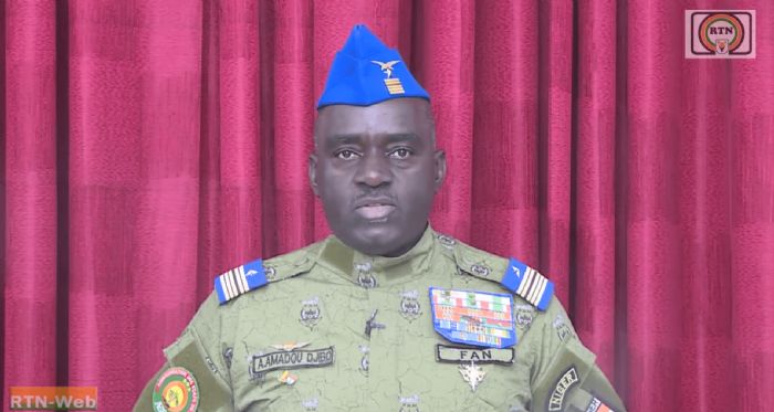 L’AES rappelle ses ambassadeurs en Algérie après la destruction d’un drone malien - Studio Kalangou - Au rythme du Niger