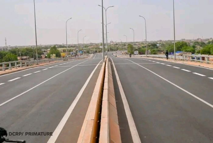 Amelioration de la mobilité urbaine : le Premier ministre inaugure huit axes routiers à Ouagadougou