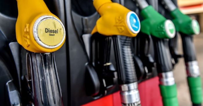 Carburants : le prix du gasoil pourrait grimper jusqu’à 18 dirhams, d’après Houcine El Yamani