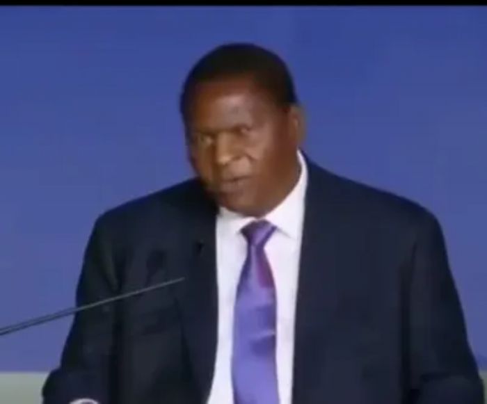 10 ans après la crise, la RCA toujours au stade de l’urgence  et d’aide : Le Grand Oral manqué du dictateur Touadéra face à la BAD au Congo