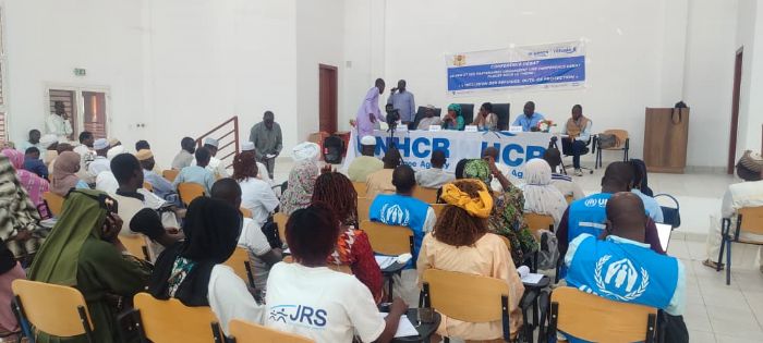 Abéché : une conférence-débat met l’accent sur l’inclusion des réfugiés comme levier de protection