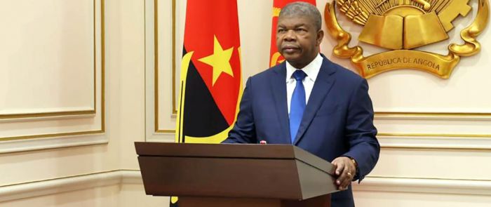 Angola em 2027, ou o País dos Sovietes