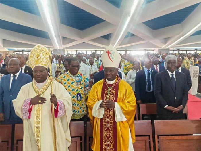 Ordination épiscopale:Mgr Arnaud Martial Kouamé Aguia installé en présence du Premier ministre Beugré Mambé