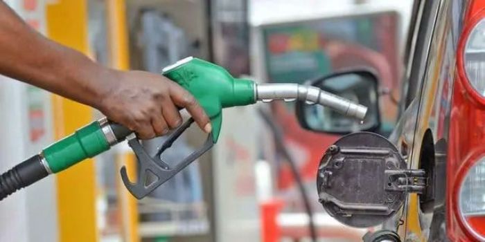 Discount: What happens to the family far from NNPC station? Atiku asks Tinubu