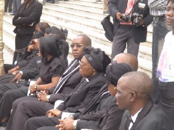 Message de remerciement delafamilleKISIMBA NGOYI