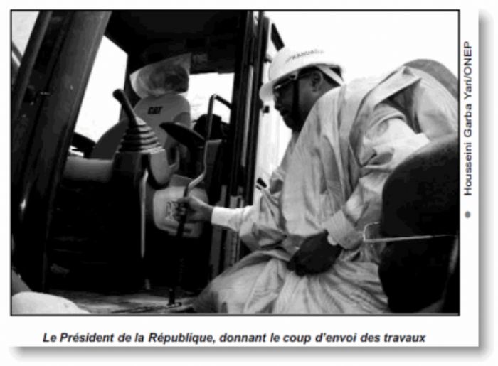 
					Lancement officiel par le Président de la République des travaux du barrage de Kandadji Concrétisation d’un projet vieux de plus de 30 ans			